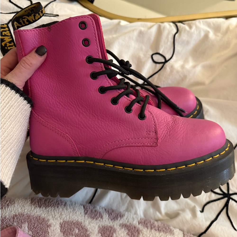 Platform hot pink doc martens